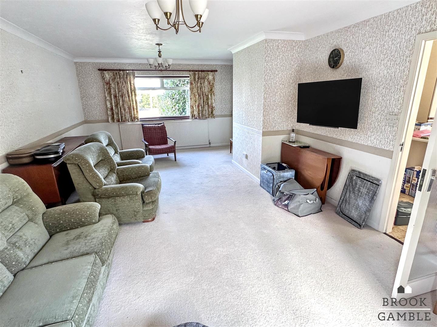 3 Bedroom House. Old Mansion Close in Eastbourne, East Sussex 8